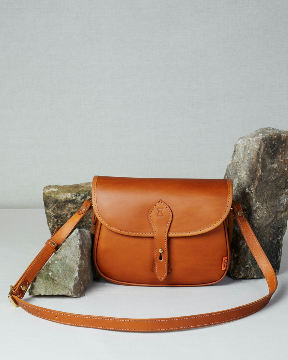 Tan saddle bag store