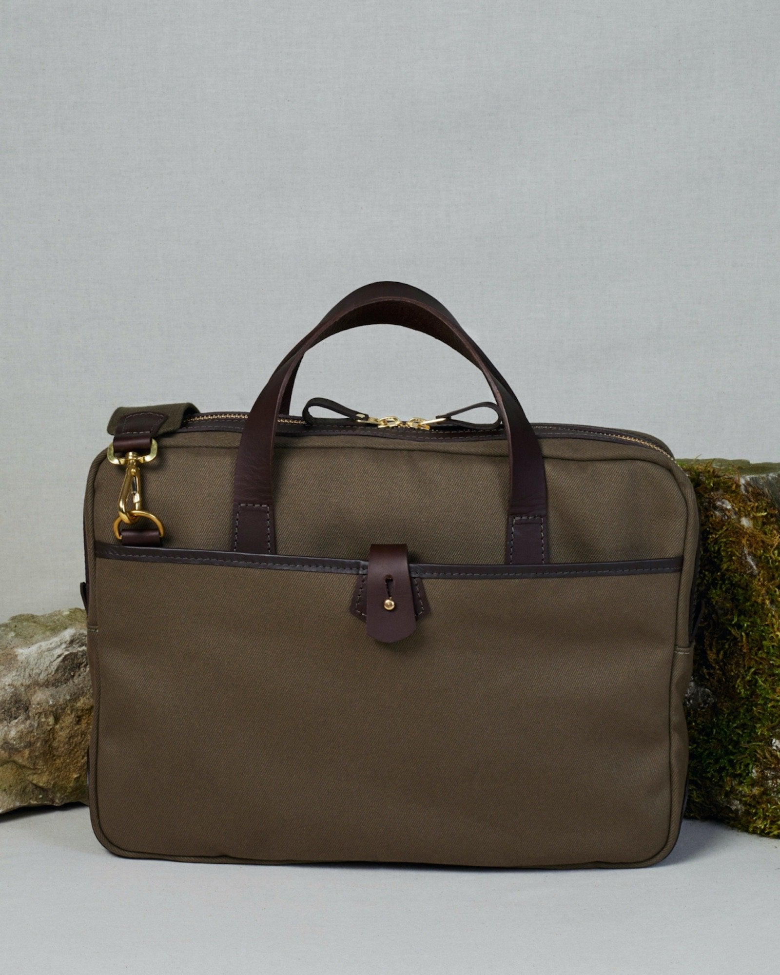 Minimalist briefcase 2025